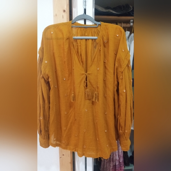 Shine Bright Peasant Blouse - Picture 2 of 10